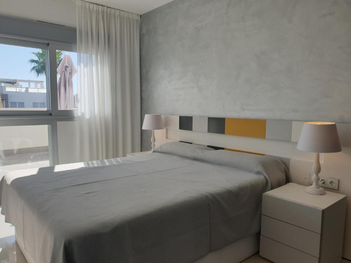 El Mirador Amelie Ground Floor Apartment In Torrevieja Punta Prima Wifi Pool And Close To Beach And Golf Eksteriør bilde